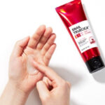 Some By Mi Snail Truecica Miracle Repair Low Ph Gel Cleanser 100ml - Image 3